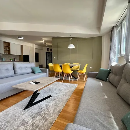 Lush Penthouses - Eluxory Apts Apartment Skopje